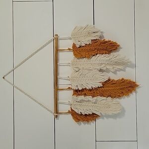 Macrame wall hanging